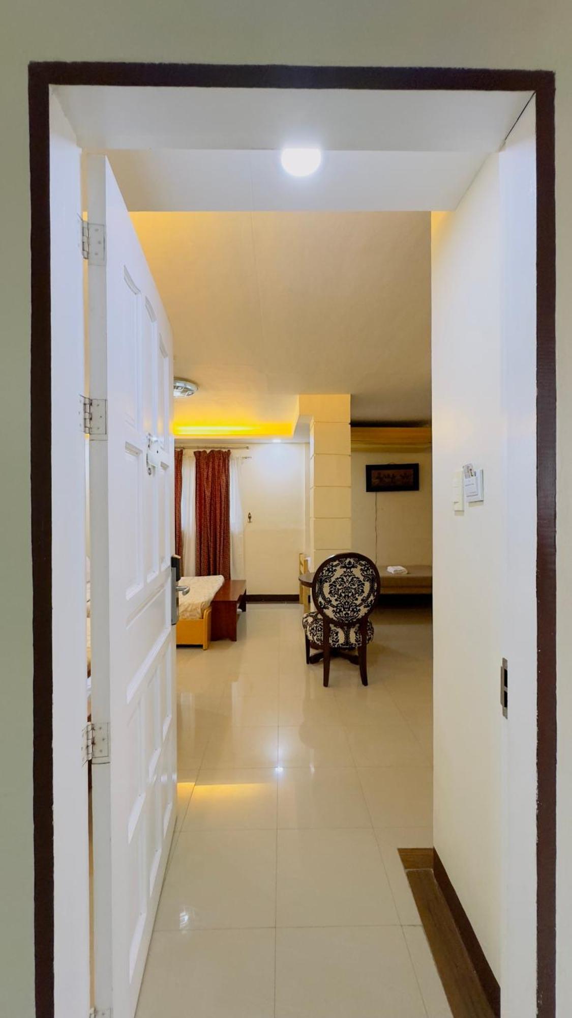 La Anclar Hotel Davao Екстер'єр фото