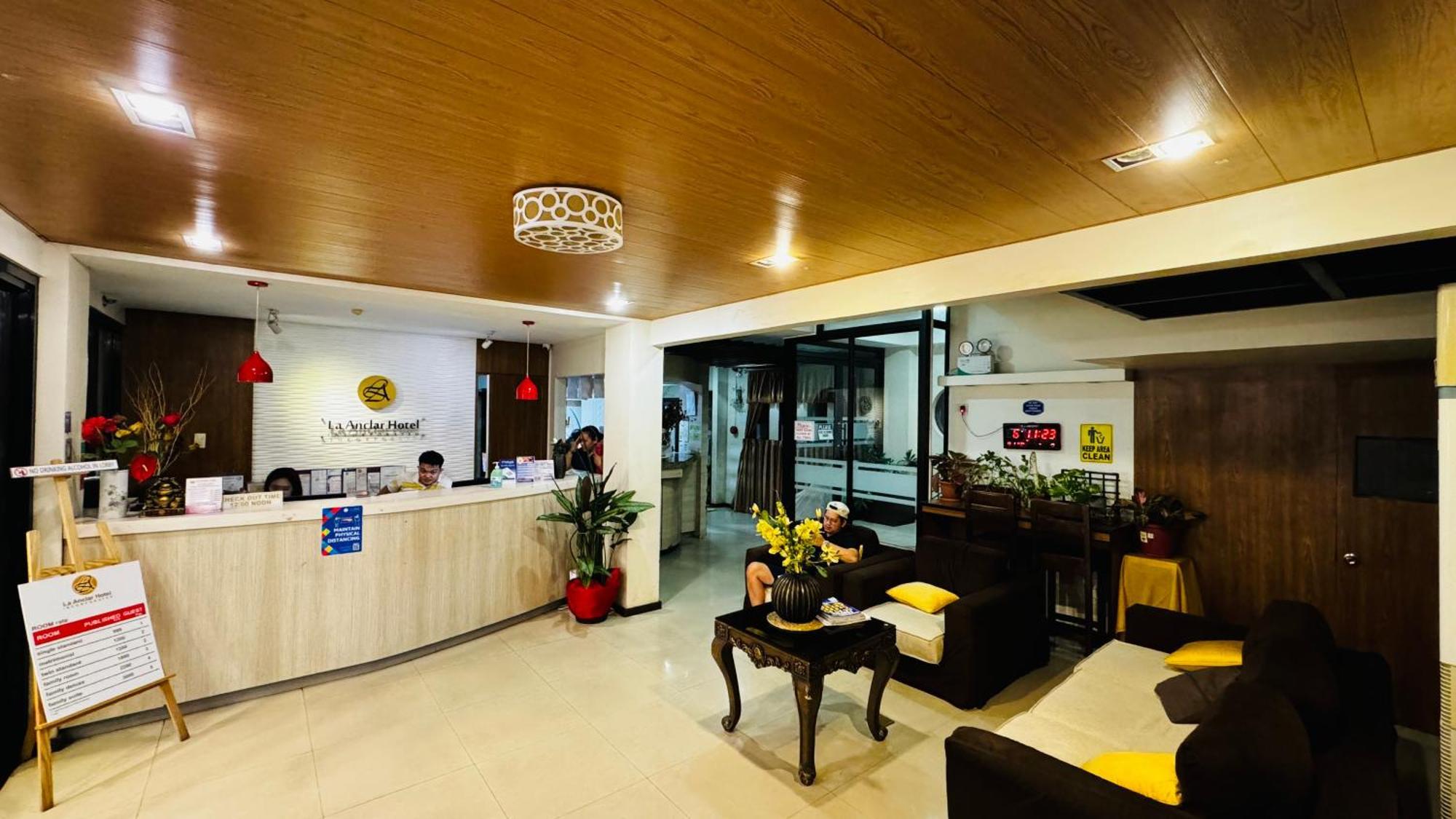 La Anclar Hotel Davao Екстер'єр фото