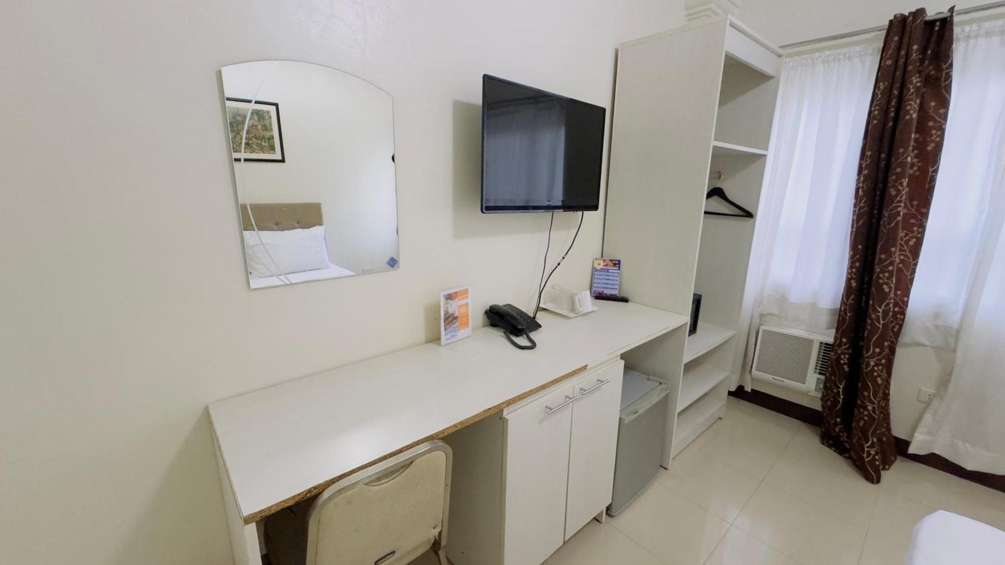 La Anclar Hotel Davao Екстер'єр фото