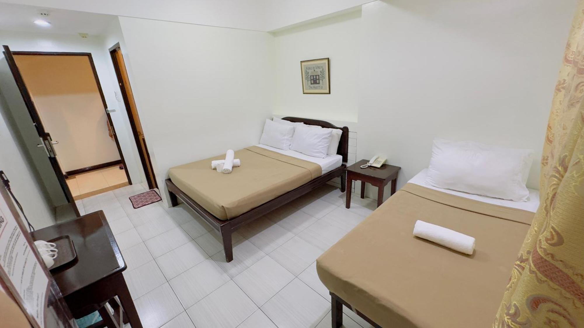 La Anclar Hotel Davao Екстер'єр фото