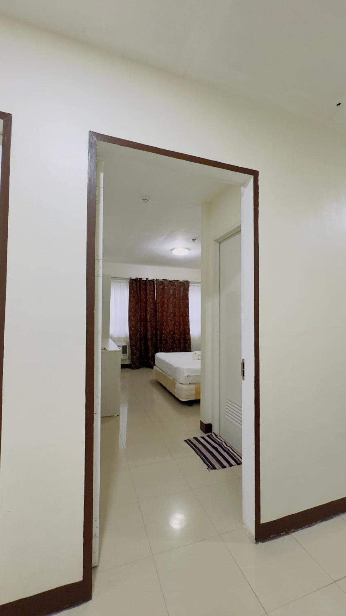 La Anclar Hotel Davao Екстер'єр фото
