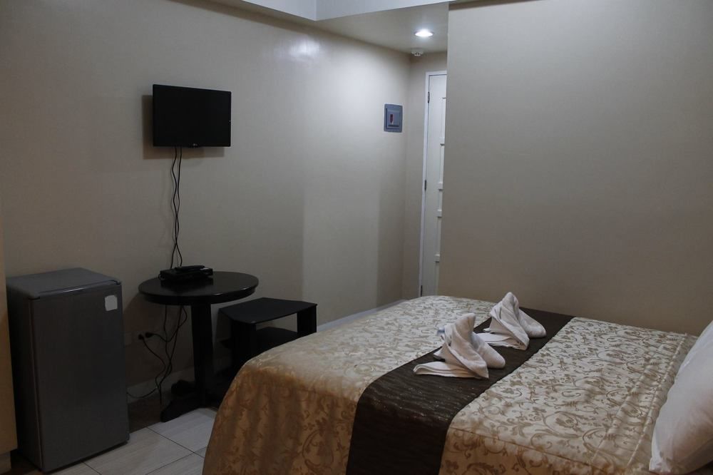 La Anclar Hotel Davao Екстер'єр фото