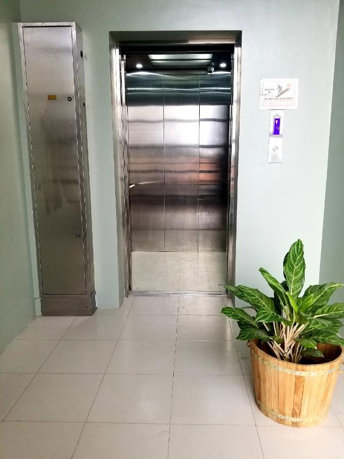 La Anclar Hotel Davao Екстер'єр фото